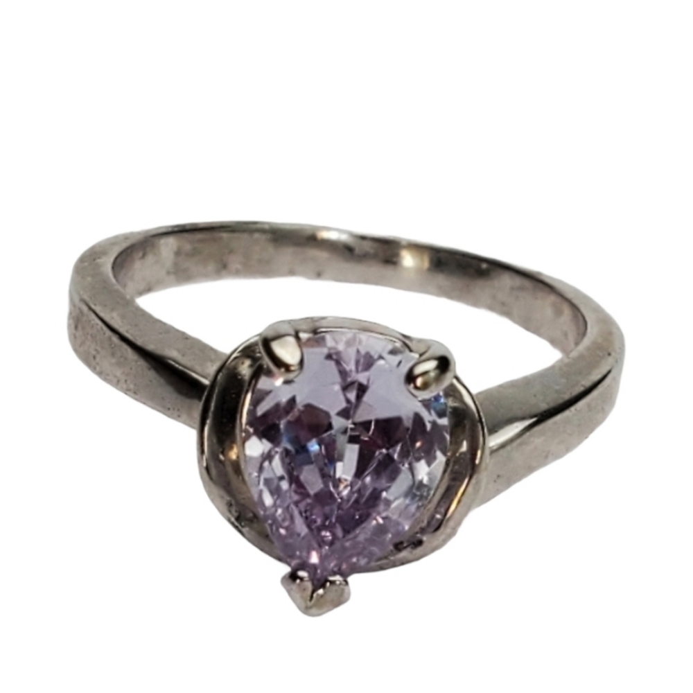 Silver Plated Pear Shaped Lilac Cubic Zirconia Ring sizes 4 5*